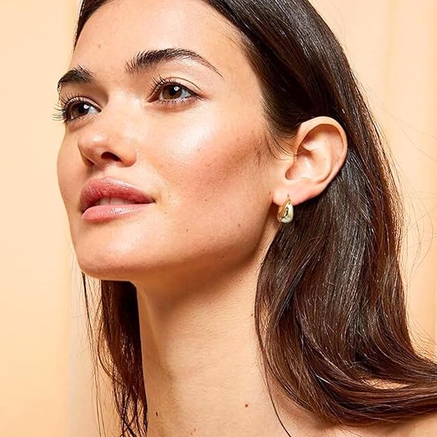 Chic Chunky Oval Huggie Hoop Earrings for Women Fashion | Stylish Trendy Latest Gold Bali Western Dainty Ear Accessories | Korean Earrings for Girls